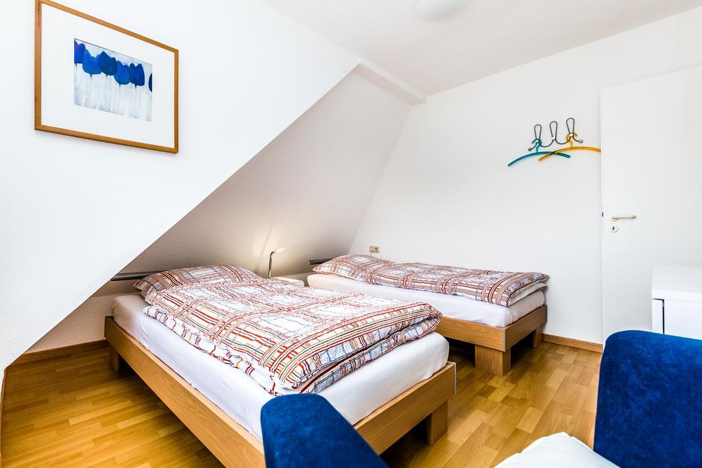 Apartments Bensberg Бергиш Гладбах Стая снимка