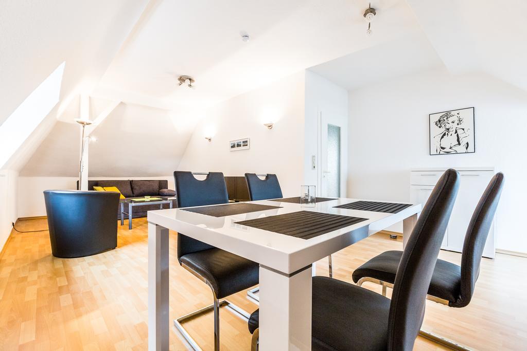 Apartments Bensberg Бергиш Гладбах Стая снимка