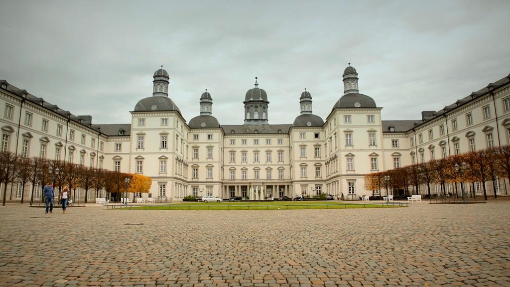 Apartments Bensberg Бергиш Гладбах Екстериор снимка